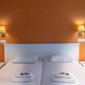 Mia Appartement Ayía Nápa