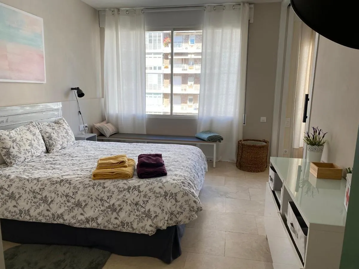Precioso y tranquilo apartamento zona alta Diagonal Barcelona